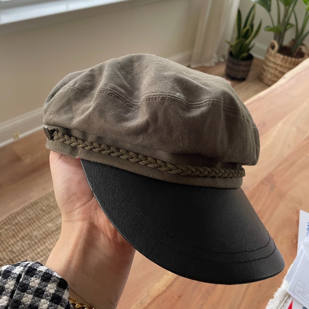 Free people Peter Grimm hat